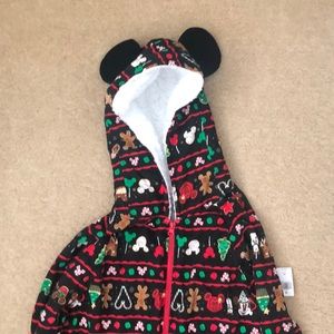 NEVER BEEN WORN- medium Disney Christmas Onesie